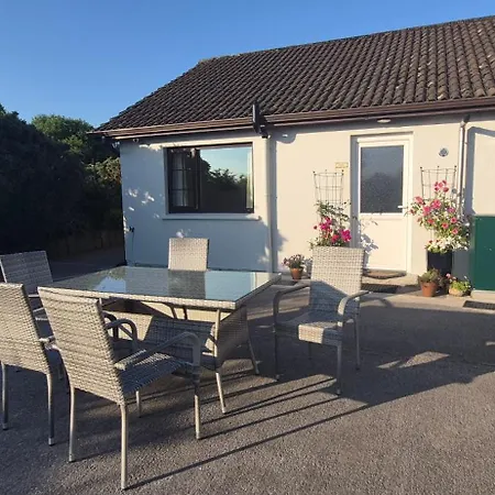 Foxglove House 3* Douglas